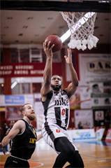 BC Prievidza - BK Inter Bratislava 77:83 (foto: Vladimír Králik)