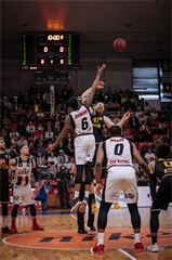 BC Prievidza - BK Inter Bratislava 69:84 (foto: Vladimír Králik)