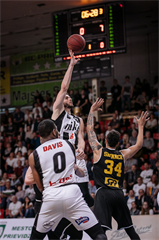 BC Prievidza - BK Inter Bratislava 69:84 (foto: Vladimír Králik)