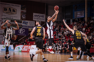 BC Prievidza - BK Inter Bratislava 69:84 (foto: Vladimír Králik)