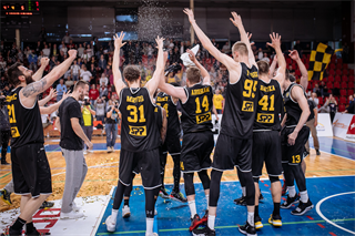 BC Prievidza - BK Inter Bratislava 69:84 (foto: Vladimír Králik)