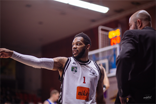 9. kolo Eurovia SBL: BC Prievidza -VŠEMvs Karlovka Bratislava 70:59 (1. fotogaléria)