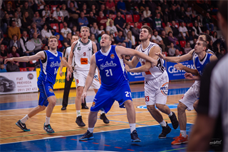 9. kolo Eurovia SBL: BC Prievidza -VŠEMvs Karlovka Bratislava 70:59 (1. fotogaléria)