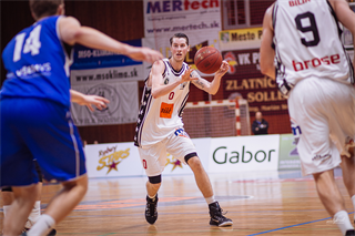9. kolo Eurovia SBL: BC Prievidza -VŠEMvs Karlovka Bratislava 70:59 (1. fotogaléria)