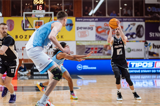 3. zápas štvrťfinále Tipos SBL: BC Prievidza - Nitra Blue Wings 74:77 (Vladimír Králik)