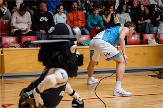 3. zápas štvrťfinále Tipos SBL: BC Prievidza - Nitra Blue Wings 74:77 (Vladimír Králik)