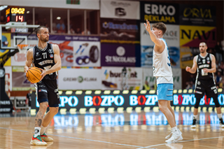 5. zápas štvrťfinále Tipos SBL: BC Prievidza - Nitra Blue Wings 84:87 (Vladimír Králik)	