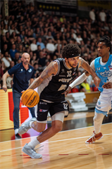 5. zápas štvrťfinále Tipos SBL: BC Prievidza - Nitra Blue Wings 84:87 (Vladimír Králik)	