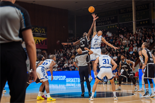 Kvalifikácia Európskeho pohára FIBA: BC Prievidza - Cibona Záhreb 101:94 (Vladimír Králik)