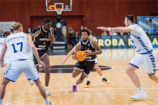 Kvalifikácia Európskeho pohára FIBA: BC Prievidza - Cibona Záhreb 101:94 (Vladimír Králik)
