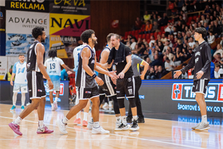 3. kolo TIPOS SBL: BC Prievidza - Nitra Blue Wings 72:74 (Vladimír Králik)