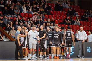 3. kolo TIPOS SBL: BC Prievidza - Nitra Blue Wings 72:74 (Vladimír Králik)
