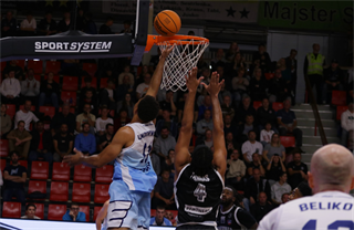 3. kolo TIPOS SBL: BC Prievidza - Nitra Blue Wings 72:74 (Ladislav Szibilla)	