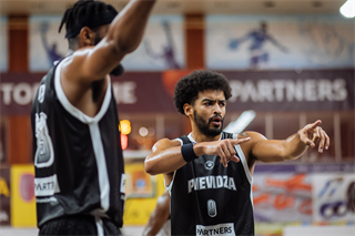 Európsky pohár FIBA: BC Prievidza - Keravnos BC 82:68 (Vladimír Králik)	