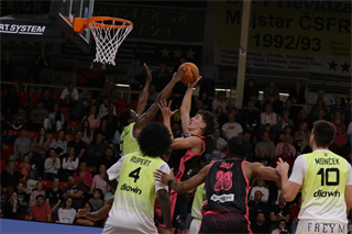 5. kolo TIPOS SBL: BC Prievidza - Košice Wolves 90:79 (Ladislav Szibilla)	