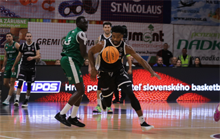 7. kolo TIPOS SBL: BC Prievidza : MBK Handlová 79:61 (Ladislav Szibilla)	