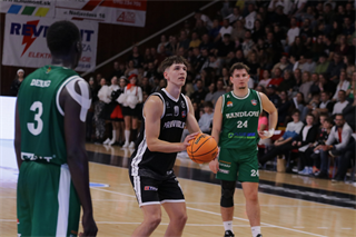 7. kolo TIPOS SBL: BC Prievidza : MBK Handlová 79:61 (Ladislav Szibilla)	