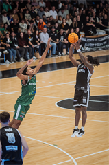7. kolo TIPOS SBL: BC Prievidza - MBK Handlová 79:61 (Vladimír Králik)	