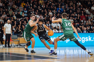 7. kolo TIPOS SBL: BC Prievidza - MBK Handlová 79:61 (Vladimír Králik)	