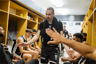 7. kolo TIPOS SBL: BC Prievidza - MBK Handlová 79:61 (Vladimír Králik)	