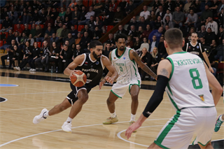 Európsky pohár FIBA: BC Prievidza : Pelister Bitola 97:82 (Ladislav Szibilla)	
