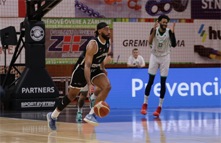 Európsky pohár FIBA: BC Prievidza : Pelister Bitola 97:82 (Ladislav Szibilla)	