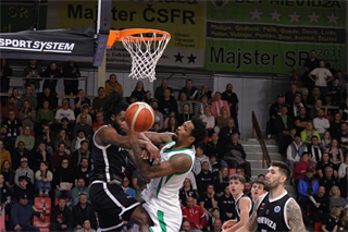 Európsky pohár FIBA: BC Prievidza : Pelister Bitola 97:82 (Ladislav Szibilla)	