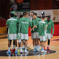 Európsky pohár FIBA: BC Prievidza - Pelister Bitola 97:82 (Vladimír Králik)	