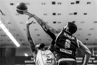 Európsky pohár FIBA: BC Prievidza - Pelister Bitola 97:82 (Vladimír Králik)	