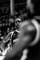 Európsky pohár FIBA: BC Prievidza - Pelister Bitola 97:82 (Vladimír Králik)	