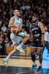Európsky pohár FIBA: BC Prievidza - Pelister Bitola 97:82 (Vladimír Králik)	
