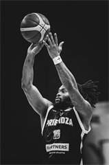 Európsky pohár FIBA: BC Prievidza - Pelister Bitola 97:82 (Vladimír Králik)	