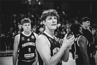 Európsky pohár FIBA: BC Prievidza - Pelister Bitola 97:82 (Vladimír Králik)	