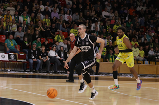 9. kolo TIPOS SBL: BC Prievidza : Patrioti Levice 86:92 (Ladislav Szibilla)	