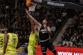 9. kolo TIPOS SBL: BC Prievidza : Patrioti Levice 86:92 (Ladislav Szibilla)	