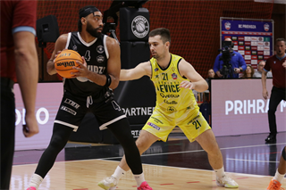 9. kolo TIPOS SBL: BC Prievidza : Patrioti Levice 86:92 (Ladislav Szibilla)	