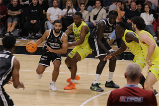 9. kolo TIPOS SBL: BC Prievidza : Patrioti Levice 86:92 (Ladislav Szibilla)	