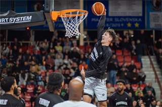 Európsky pohár FIBA: BC Prievidza - Cedevita Záhreb 83:64 (Vladimír Králik)	