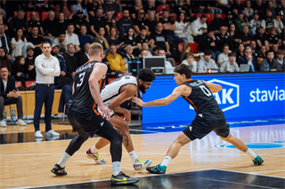 Európsky pohár FIBA: BC Prievidza - Cedevita Záhreb 83:64 (Vladimír Králik)	