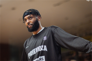 Dohrávka 1. kola TIPOS SBL: BC Prievidza - BC Komárno 69:68 (Vladimír Králik)