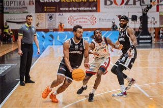 Dohrávka 1. kola TIPOS SBL: BC Prievidza - BC Komárno 69:68 (Vladimír Králik)