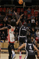 Dohrávka 1. kola TIPOS SBL: BC Prievidza : BC Komárno 69:68 (Ladislav Szibilla)	