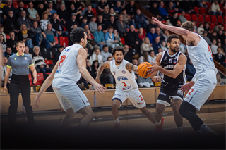 Predohrávka 13. kola TIPOS SBL: BC Prievidza - Spišskí Rytieri 104:99 (Vladimír Králik)