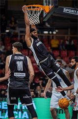 Predohrávka 13. kola TIPOS SBL: BC Prievidza - Spišskí Rytieri 104:99 (Vladimír Králik)
