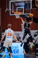 Predohrávka 13. kola TIPOS SBL: BC Prievidza - Spišskí Rytieri 104:99 (Vladimír Králik)