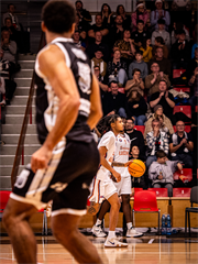 11. kolo TIPOS SBL: BC Prievidza - BKM Mimel Lučenec 88:67 (Dávid Bakos)	