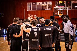 11. kolo TIPOS SBL: BC Prievidza - BKM Mimel Lučenec 88:67 (Dávid Bakos)	