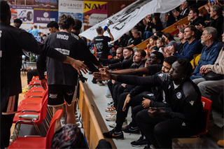 17. kolo TIPOS SBL: BC Prievidza - BC Slovan Bratislava 67:77 (Vladimír Králik)