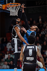 17. kolo TIPOS SBL: BC Prievidza - BC Slovan Bratislava 67:77 (Vladimír Králik)
