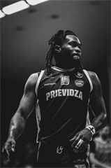 17. kolo TIPOS SBL: BC Prievidza - BC Slovan Bratislava 67:77 (Vladimír Králik)